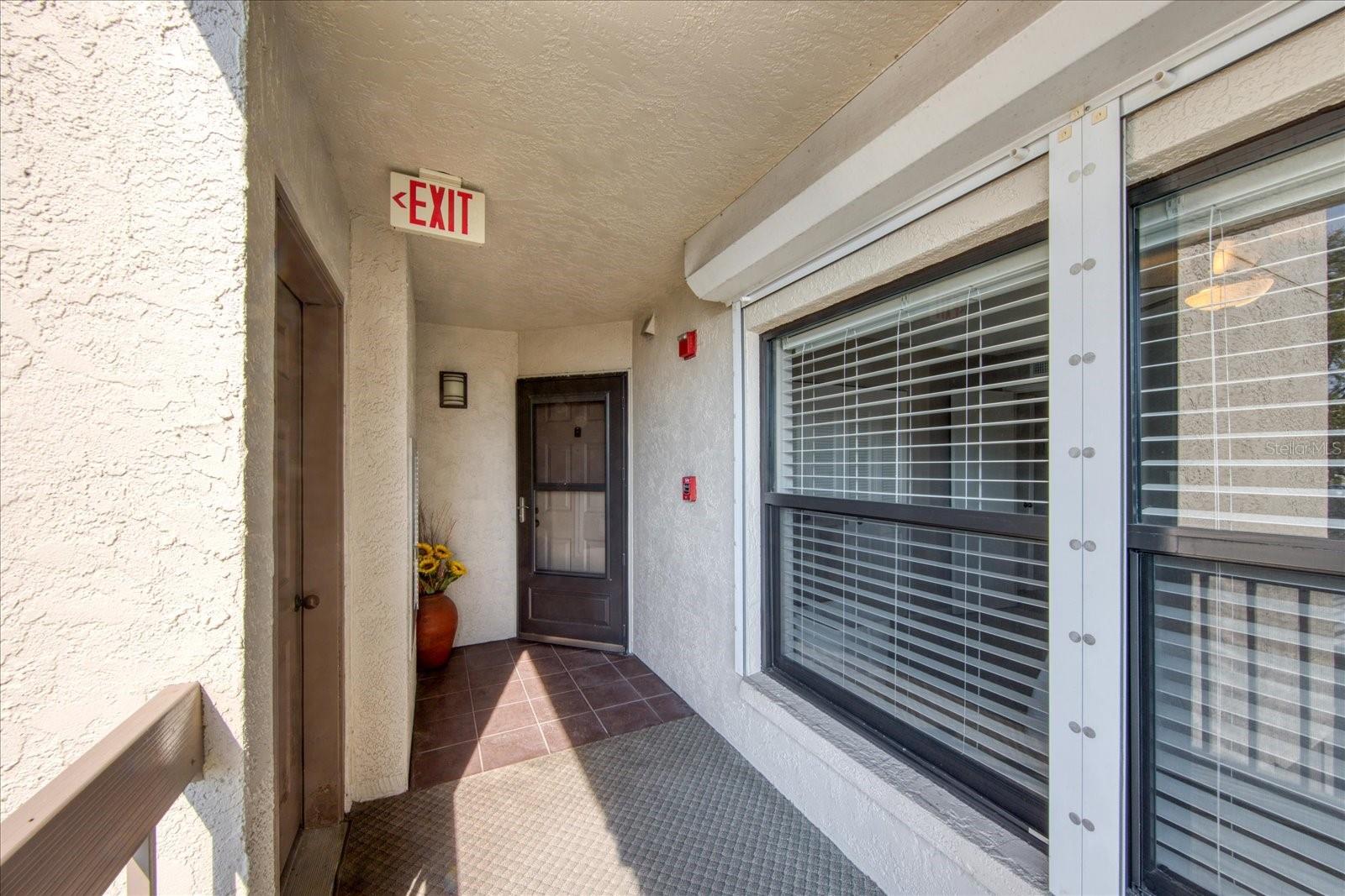 1324 PASADENA AVE S #201 — photo 2