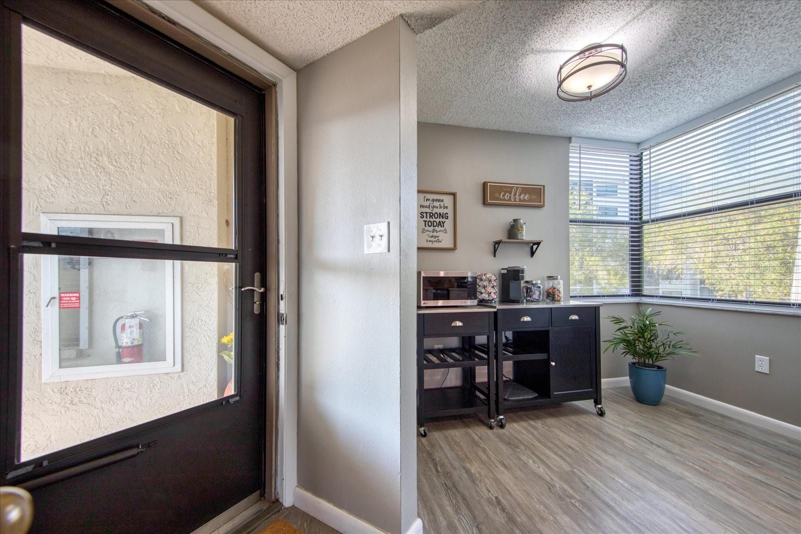 1324 PASADENA AVE S #201 — photo 3