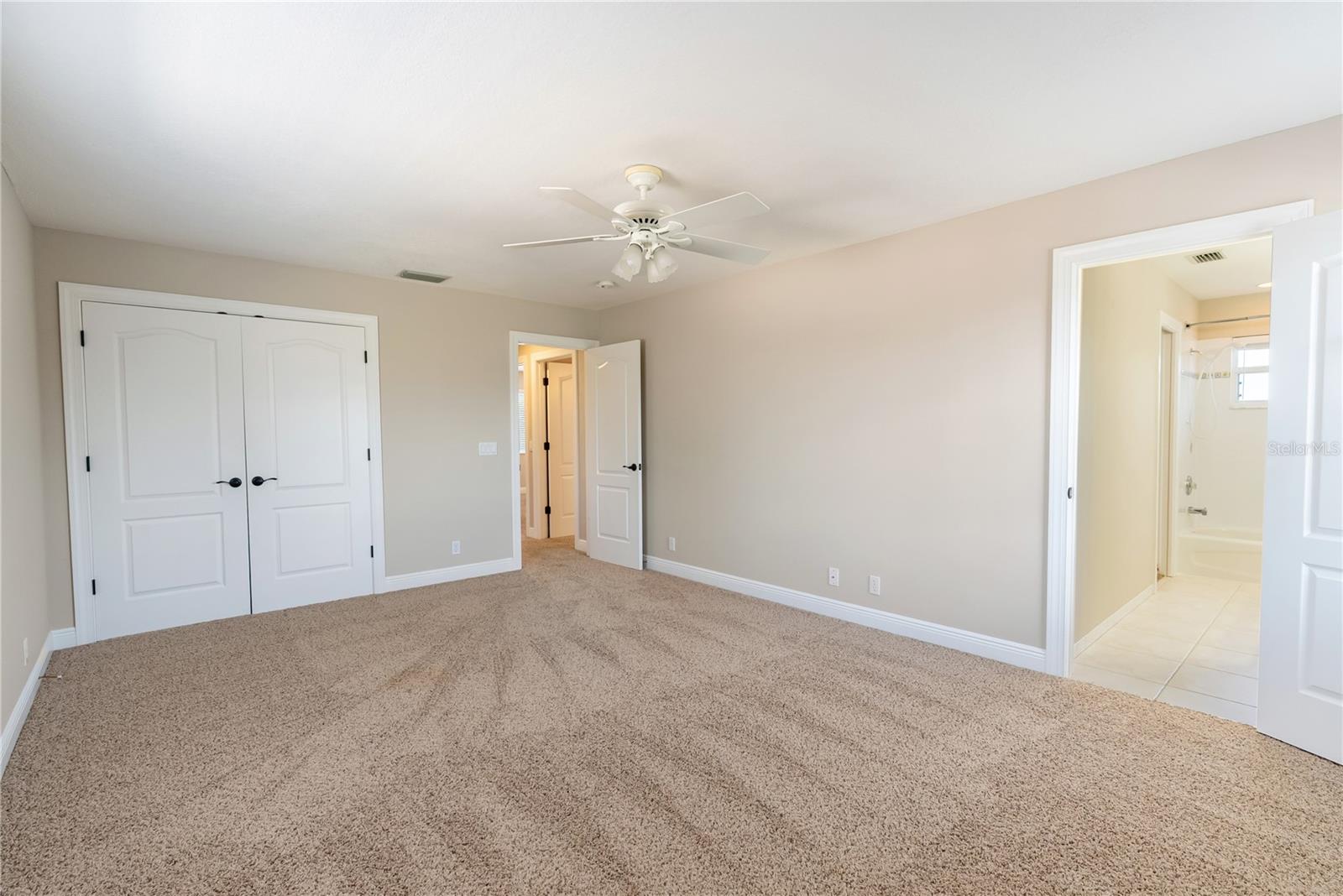 4306 BARRACUDA DR — photo 34