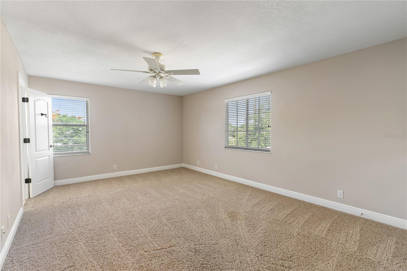 4306 BARRACUDA DR — photo 33