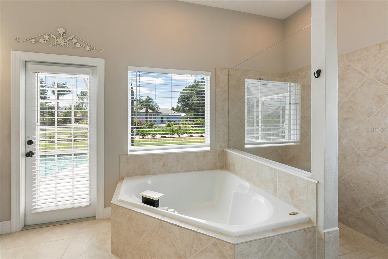 4306 BARRACUDA DR — photo 60