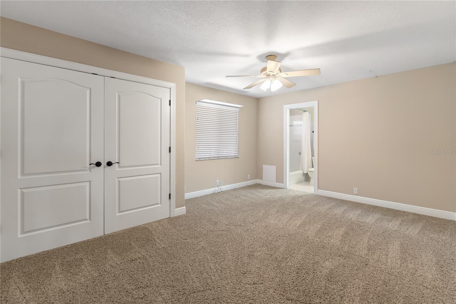 4306 BARRACUDA DR — photo 32