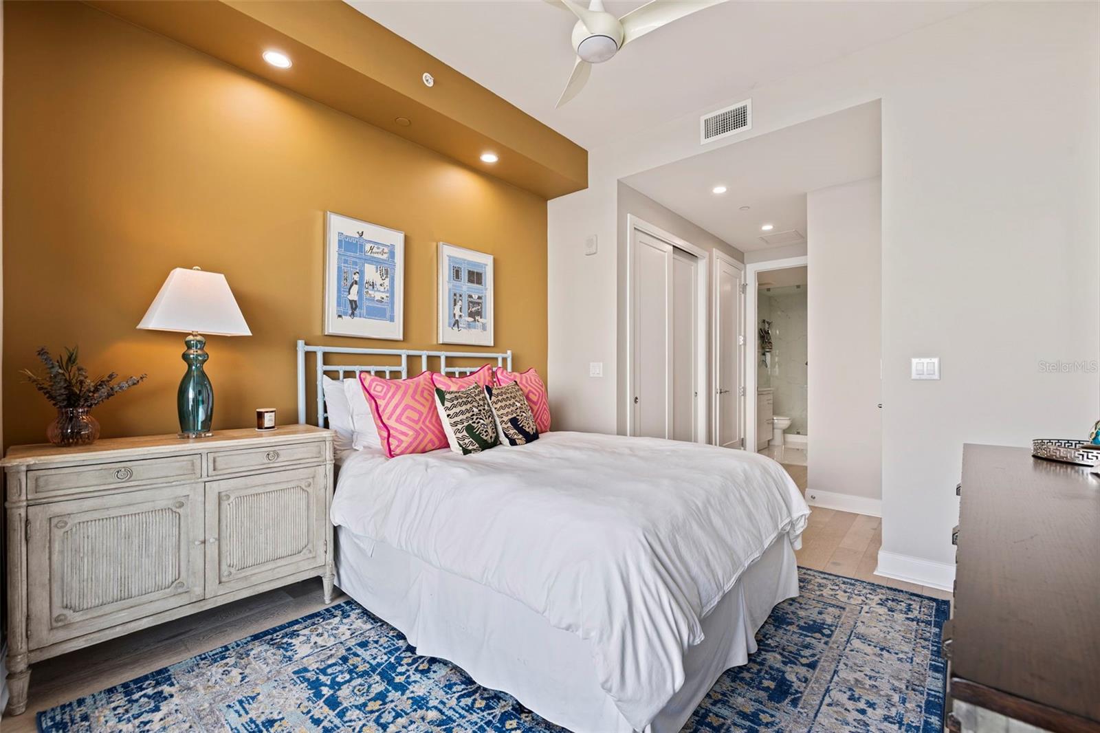100 1ST AVE N #2902 — photo 31