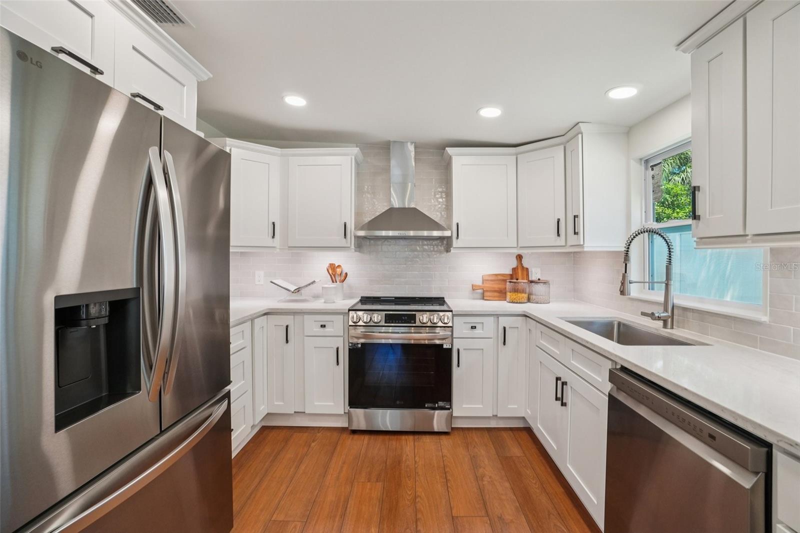 3123 W LA SALLE ST — photo 4