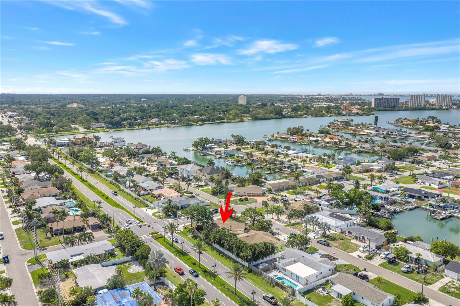 7901 CAUSEWAY BLVD S — photo 23