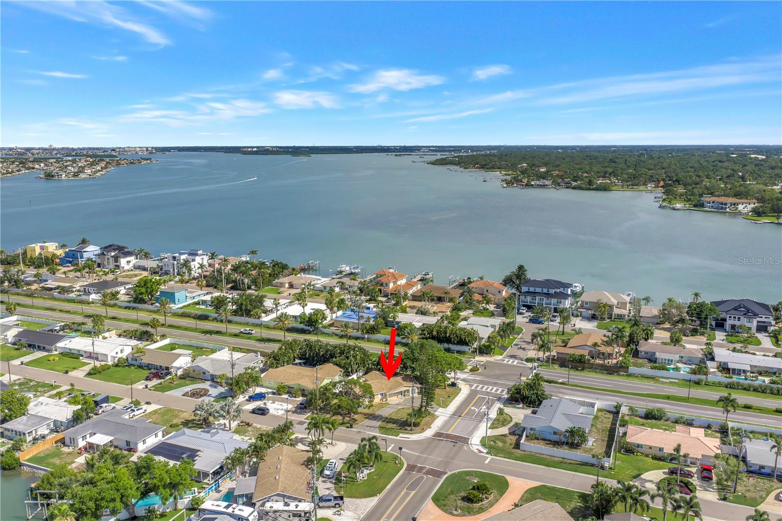 7901 CAUSEWAY BLVD S — photo 19