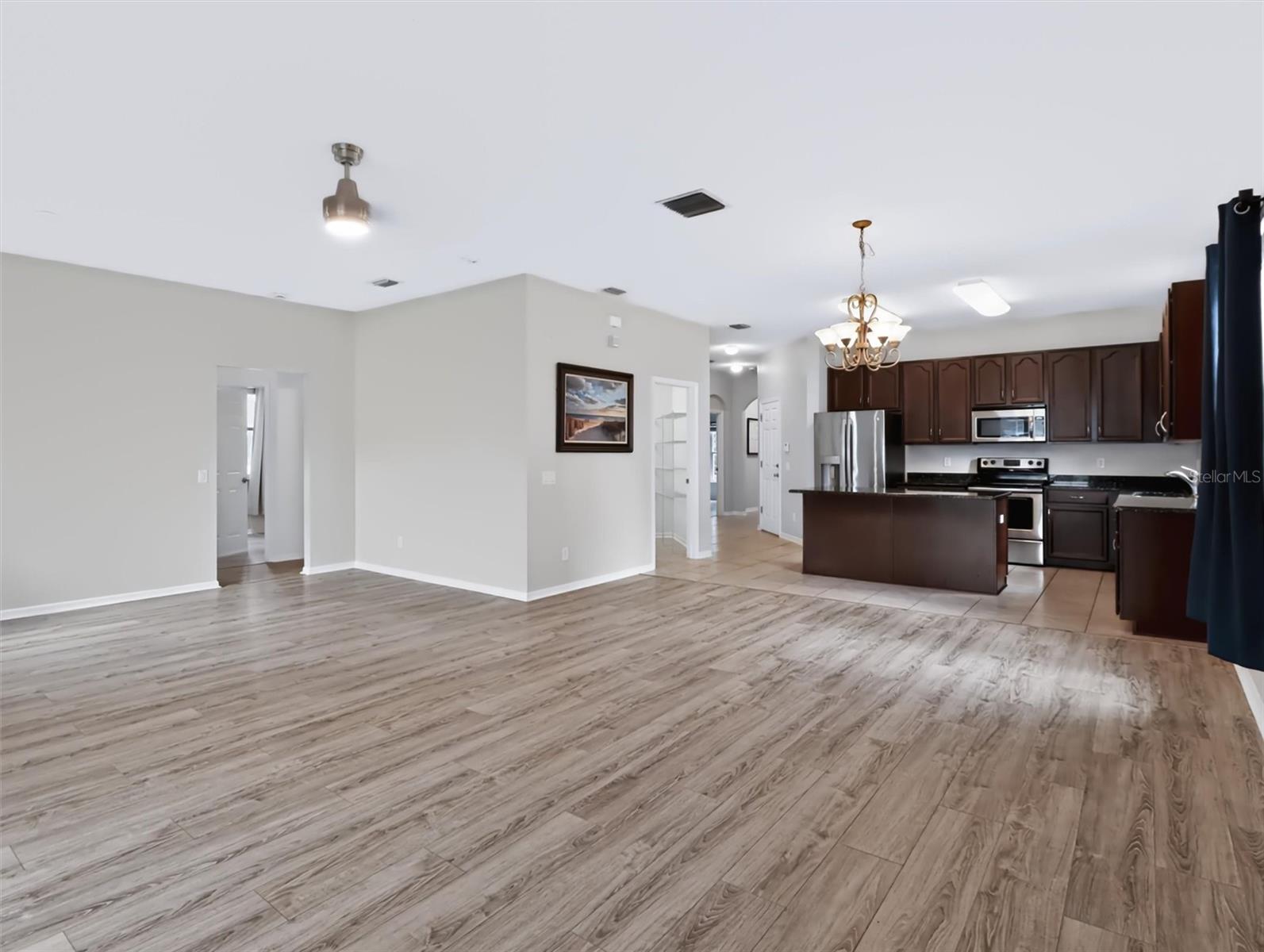 620 CHESNEY DR — photo 19