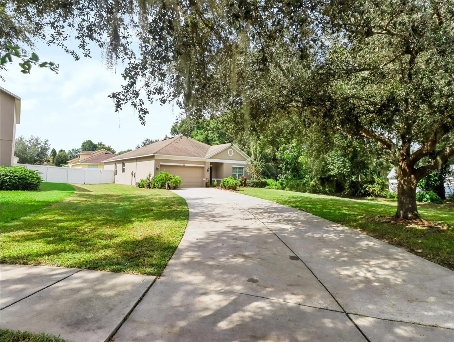 620 CHESNEY DR — photo 8