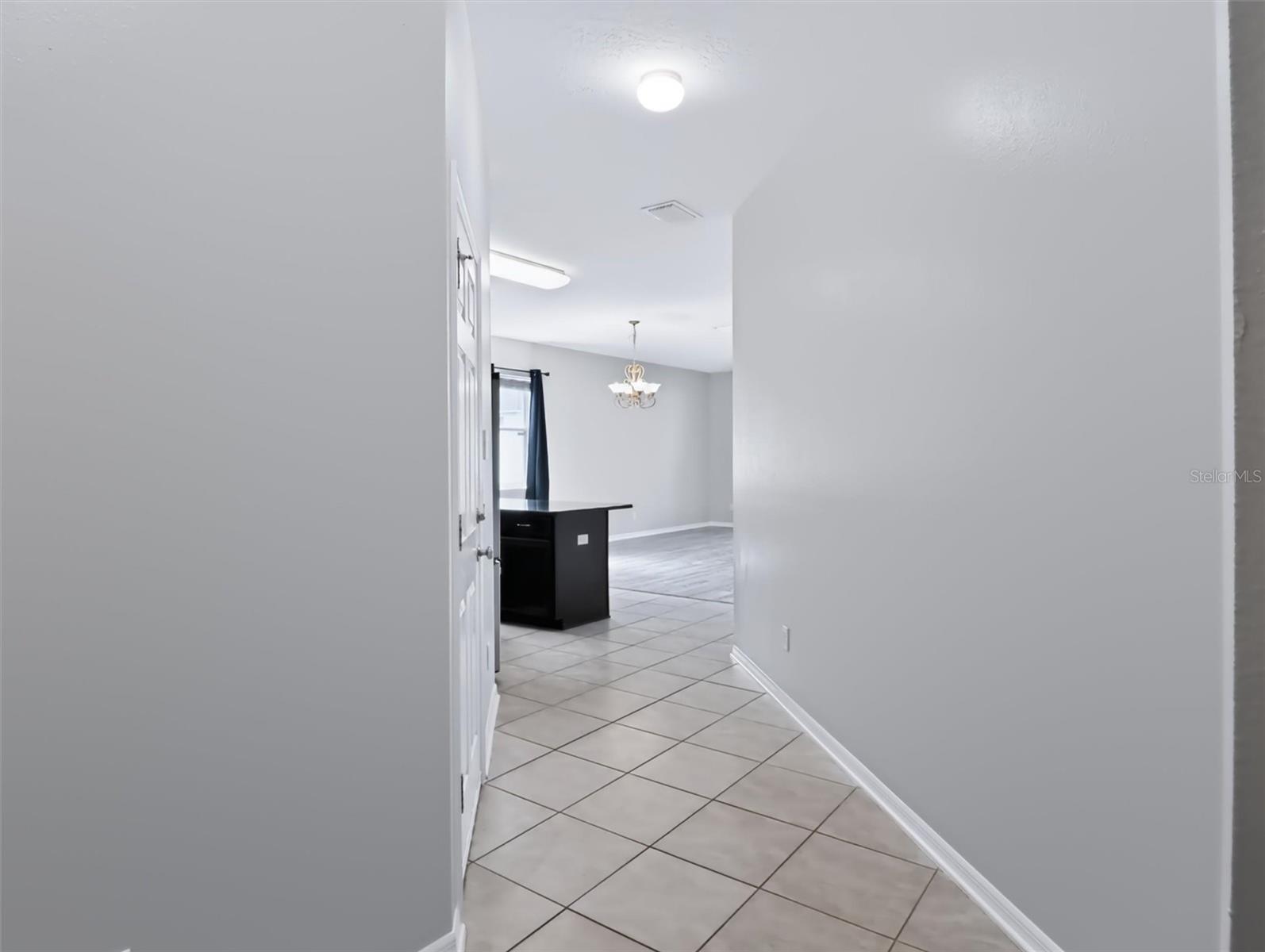 620 CHESNEY DR — photo 11