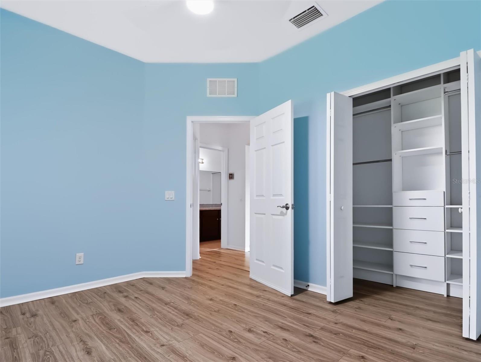 620 CHESNEY DR — photo 30