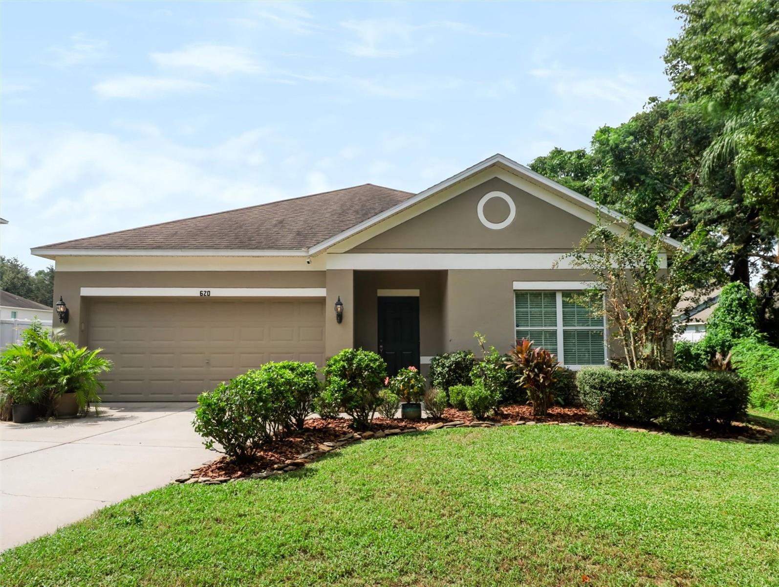 620 CHESNEY DR — photo 2