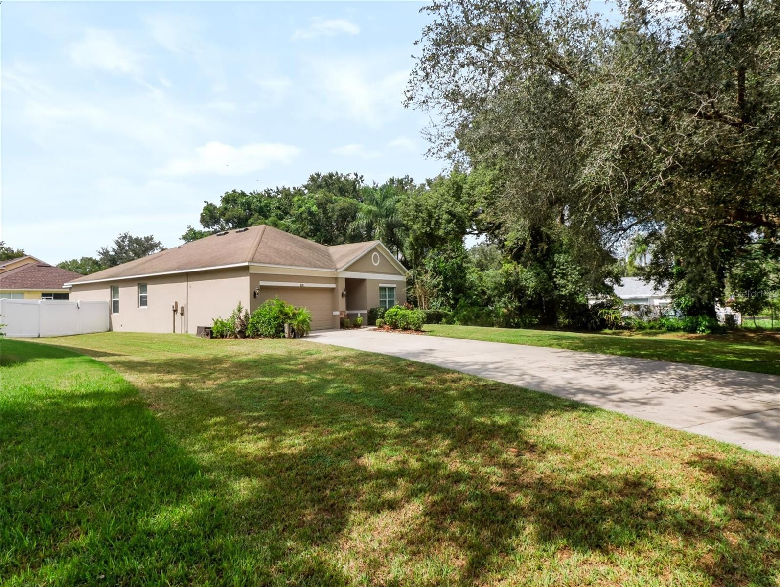 620 CHESNEY DR — photo 6