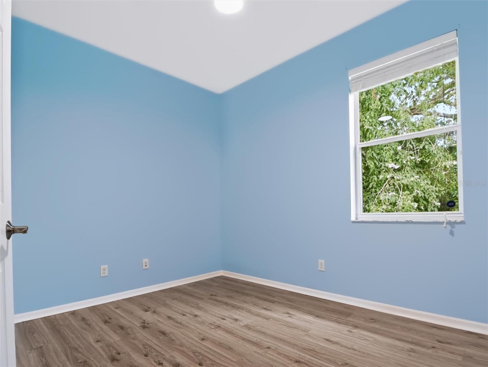 620 CHESNEY DR — photo 29