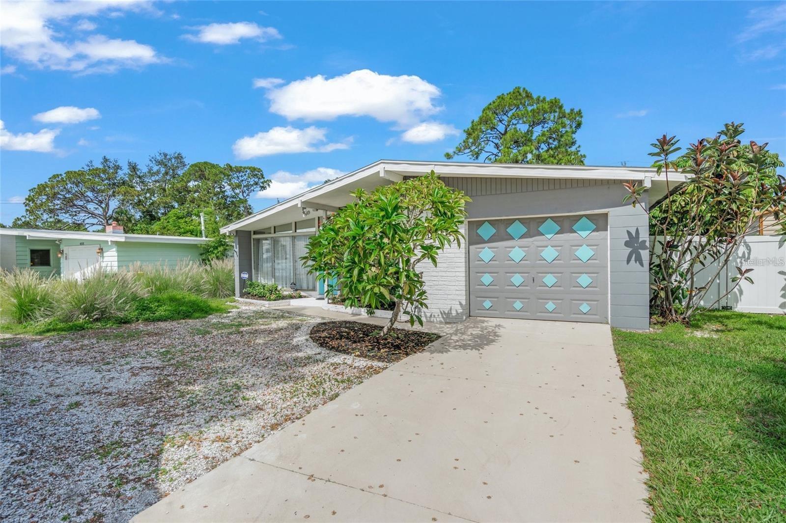 4801 SARASOTA AVE — photo 2