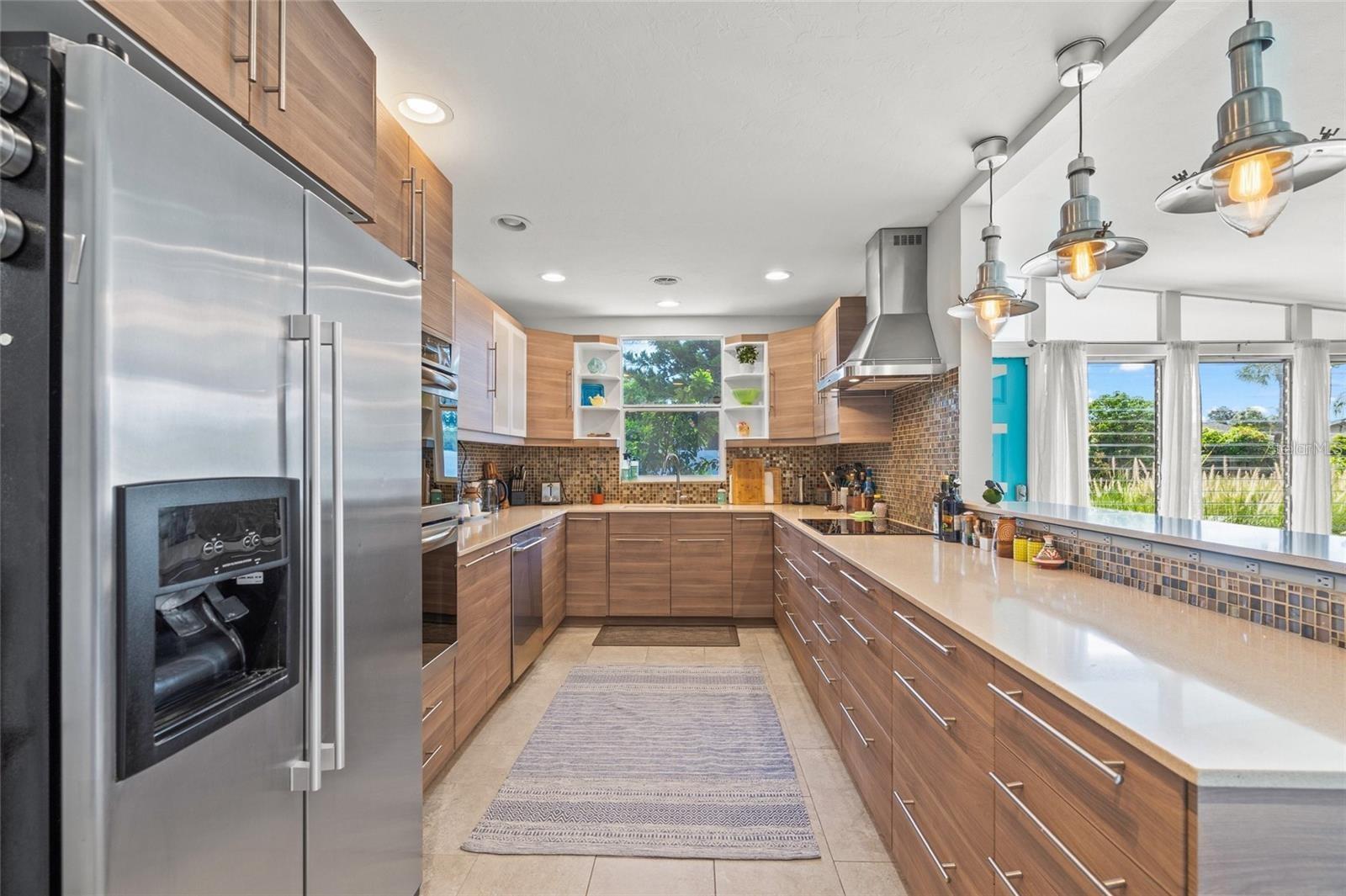 4801 SARASOTA AVE — photo 9
