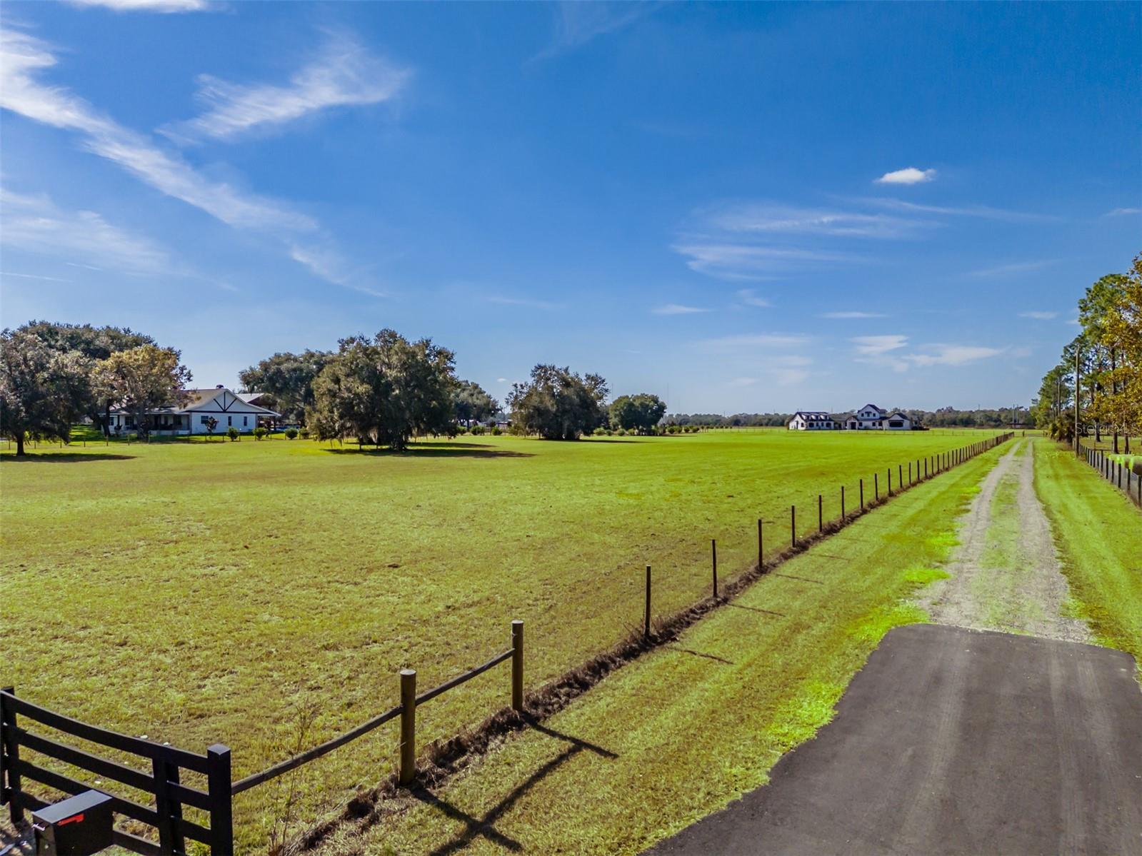 3527 POWERLINE RD — photo 9