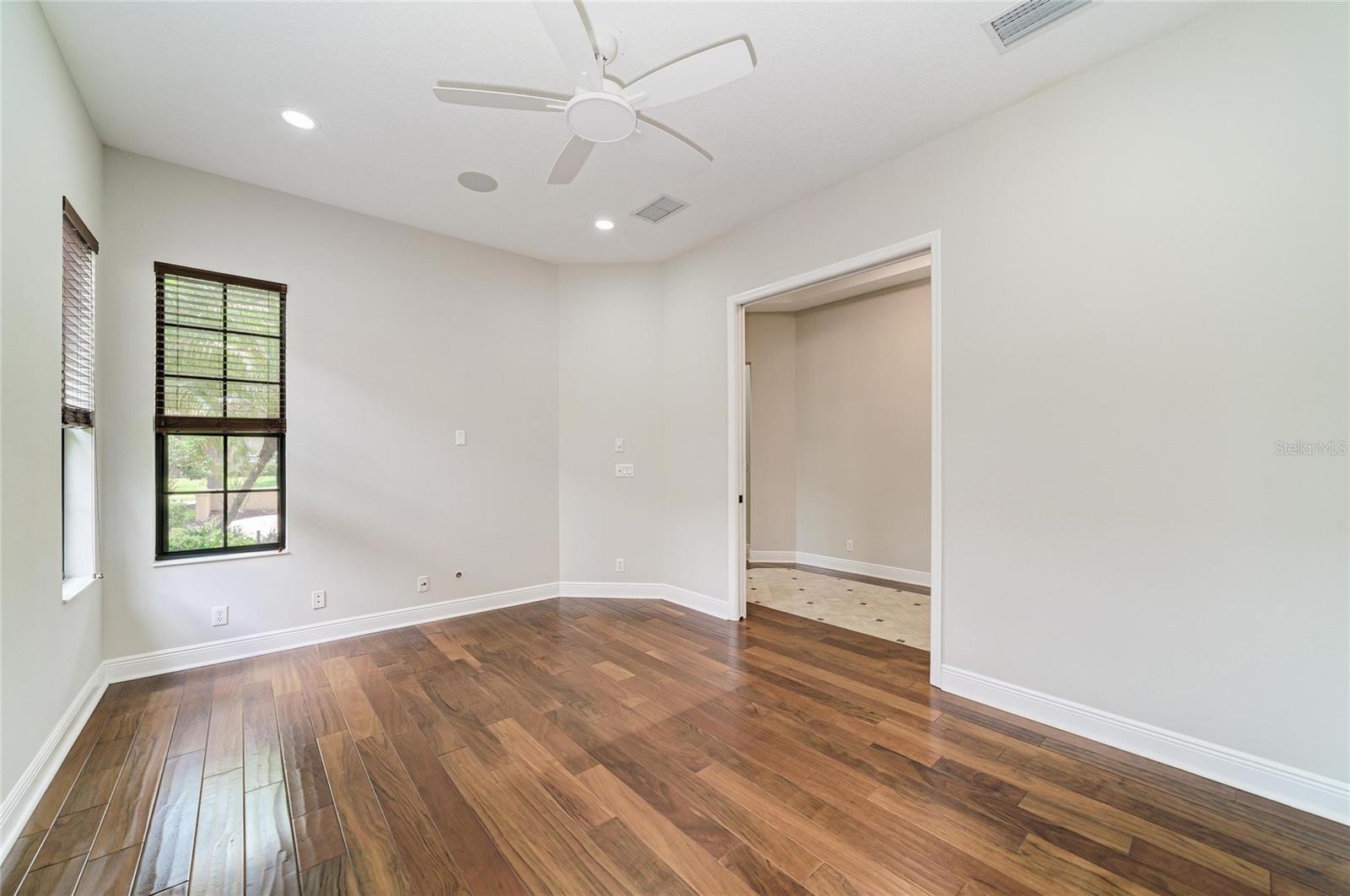 7361 WEXFORD CT — photo 42