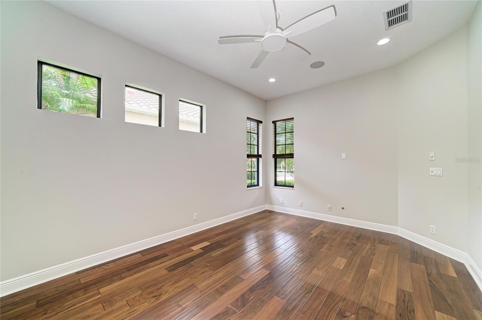 7361 WEXFORD CT — photo 40