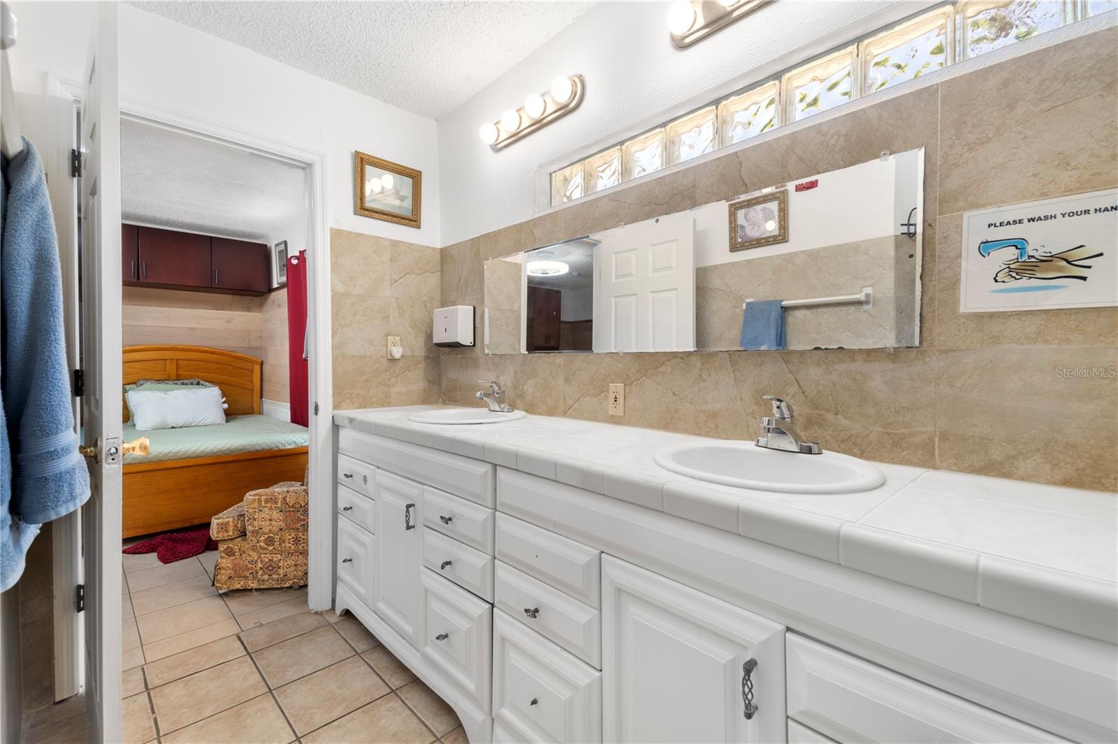 613 FOREST HILLS DR — photo 22