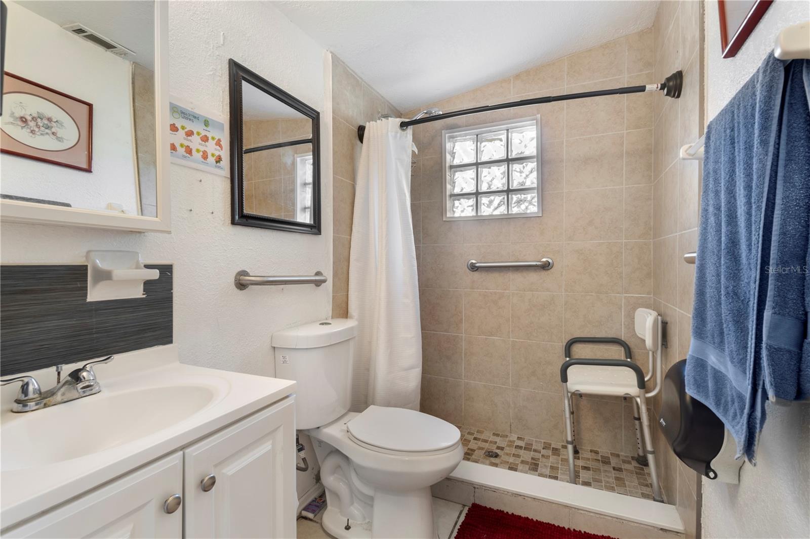 613 FOREST HILLS DR — photo 25