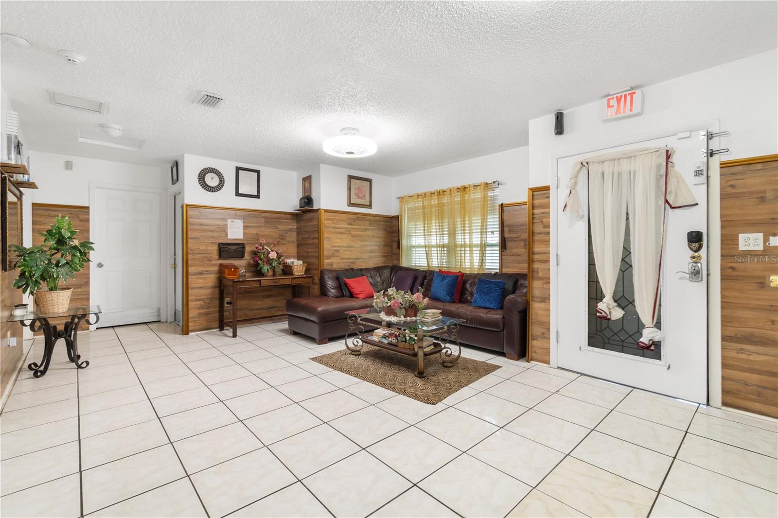 613 FOREST HILLS DR — photo 5