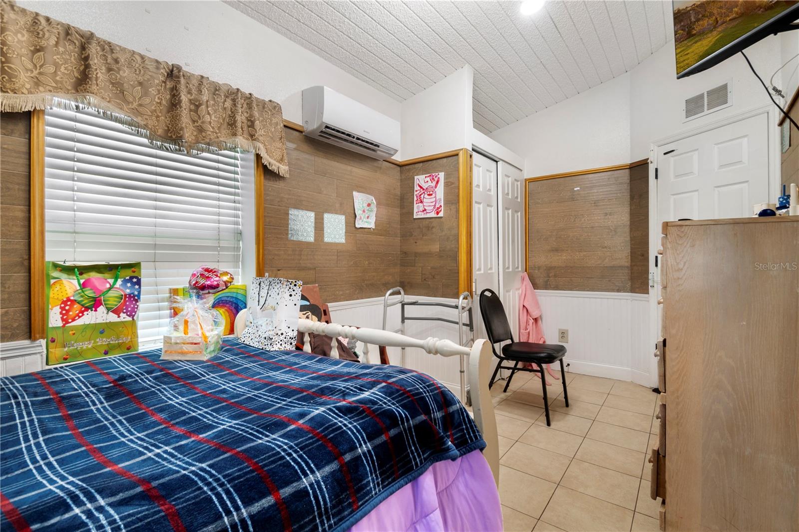 613 FOREST HILLS DR — photo 19