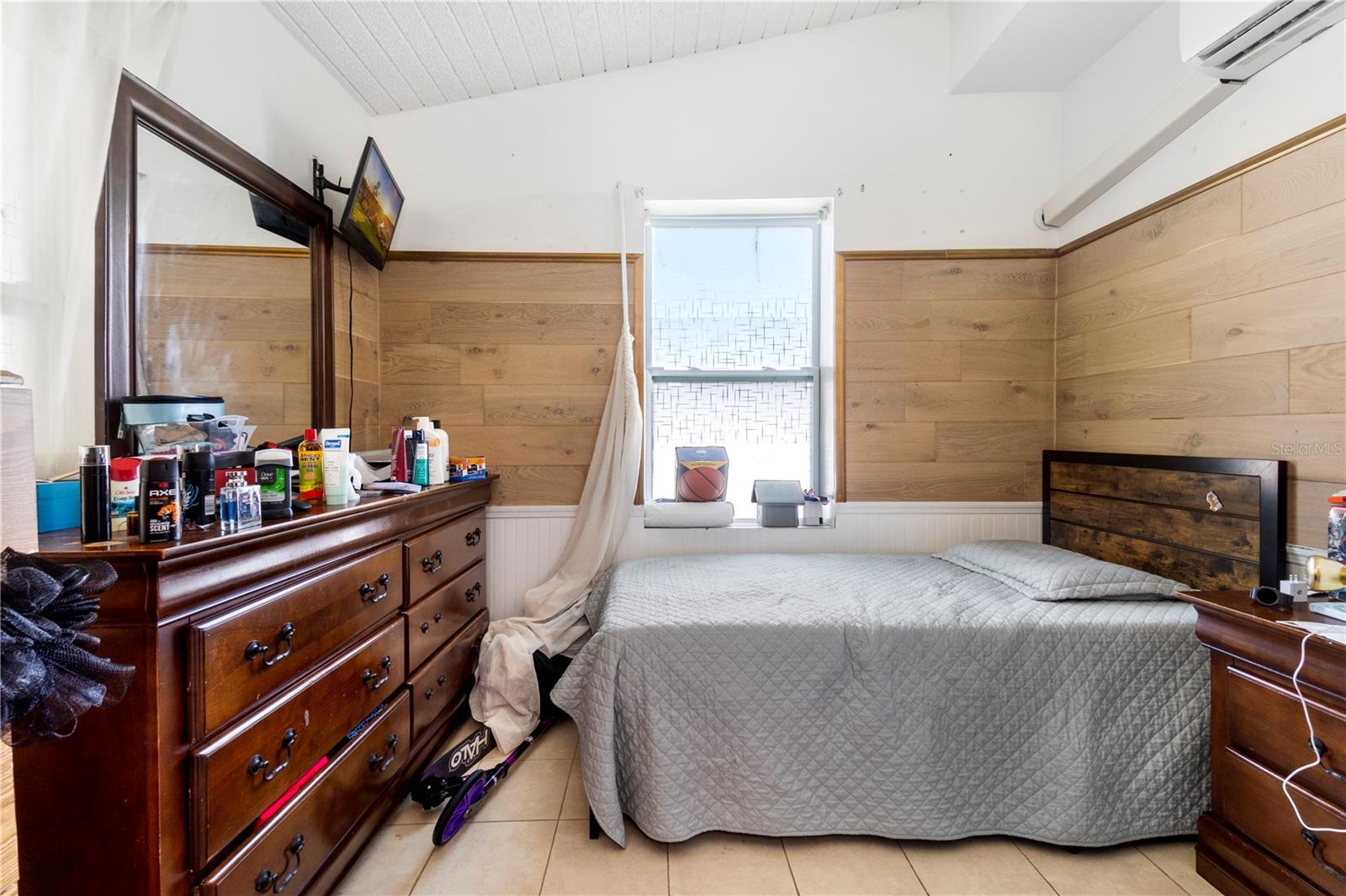 613 FOREST HILLS DR — photo 21