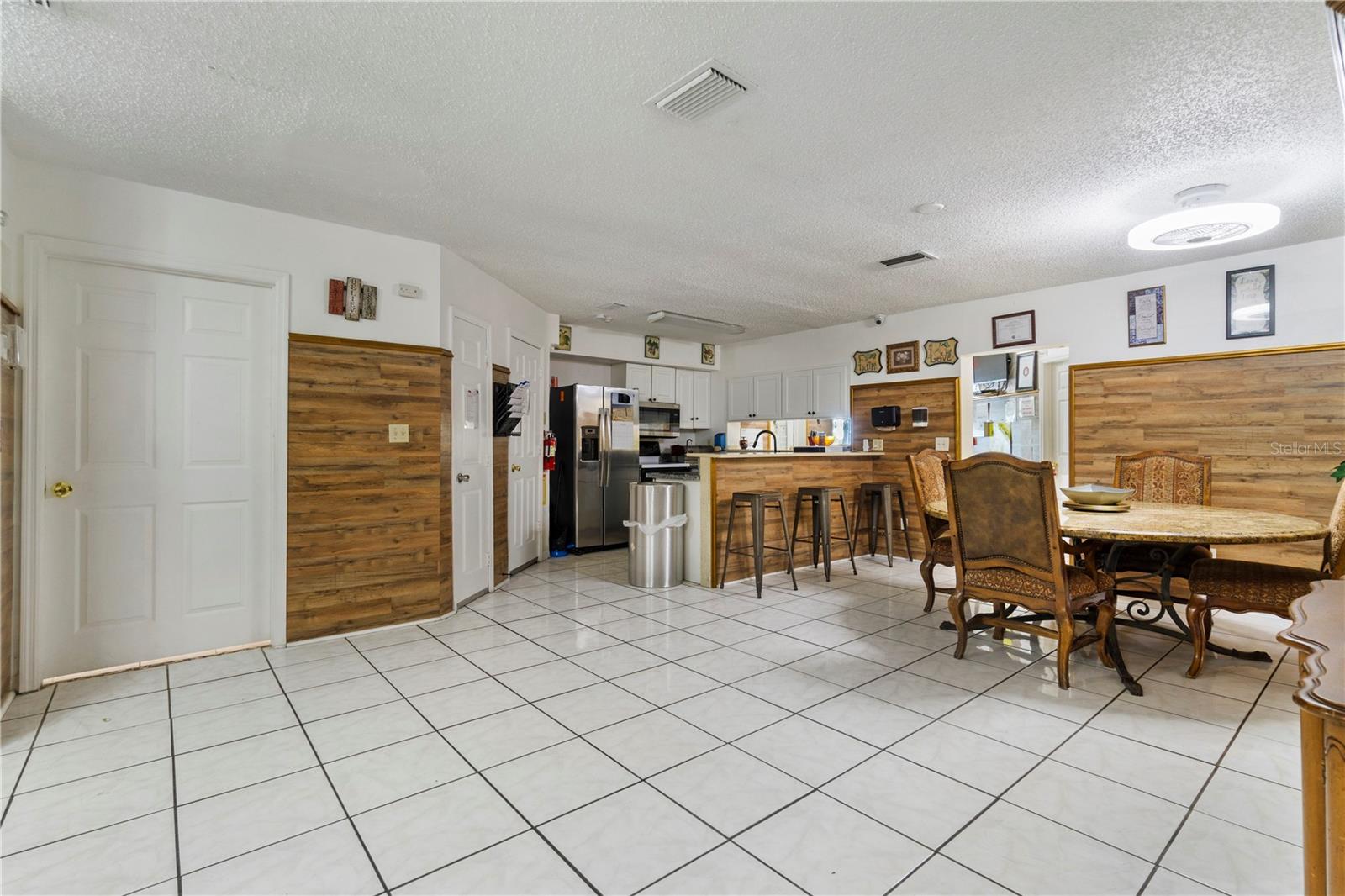 613 FOREST HILLS DR — photo 6