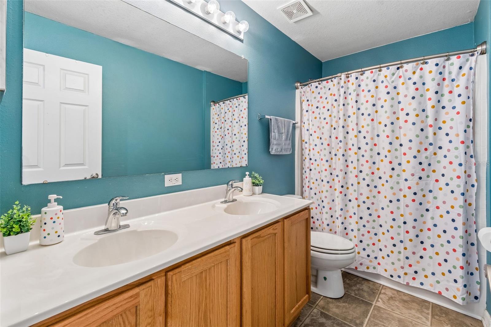 3216 BELLERICAY LN — photo 33
