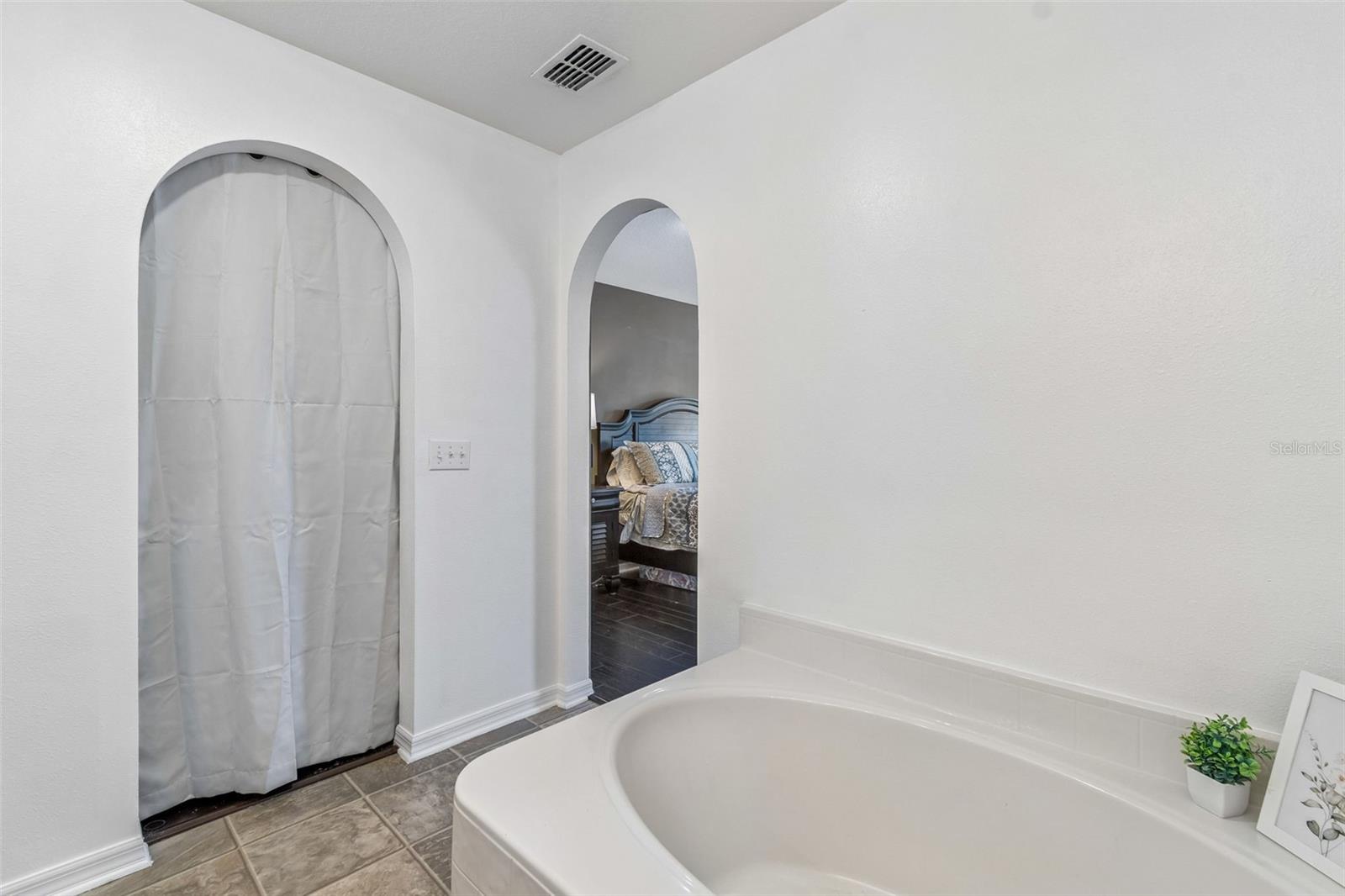 3216 BELLERICAY LN — photo 44