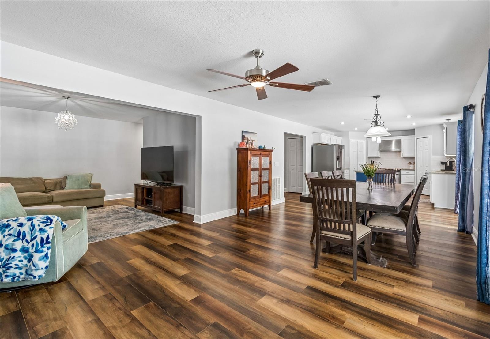 3216 BELLERICAY LN — photo 15