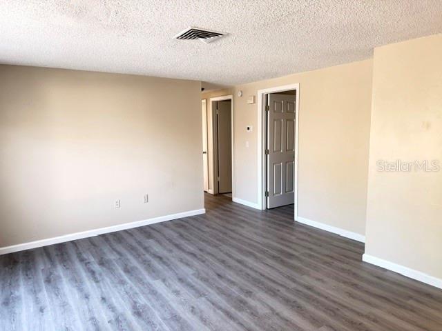 6430 BALDWYN AVE — photo 6