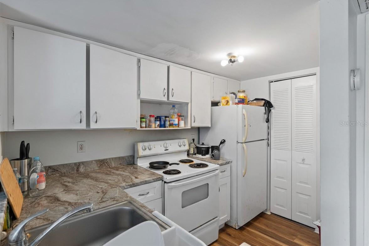 3840 N LAKE DR #125 — photo 6