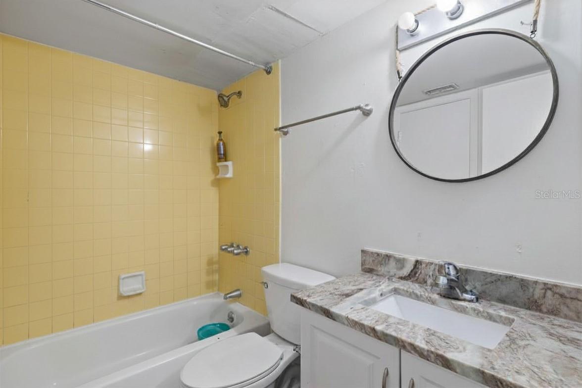 3840 N LAKE DR #125 — photo 9