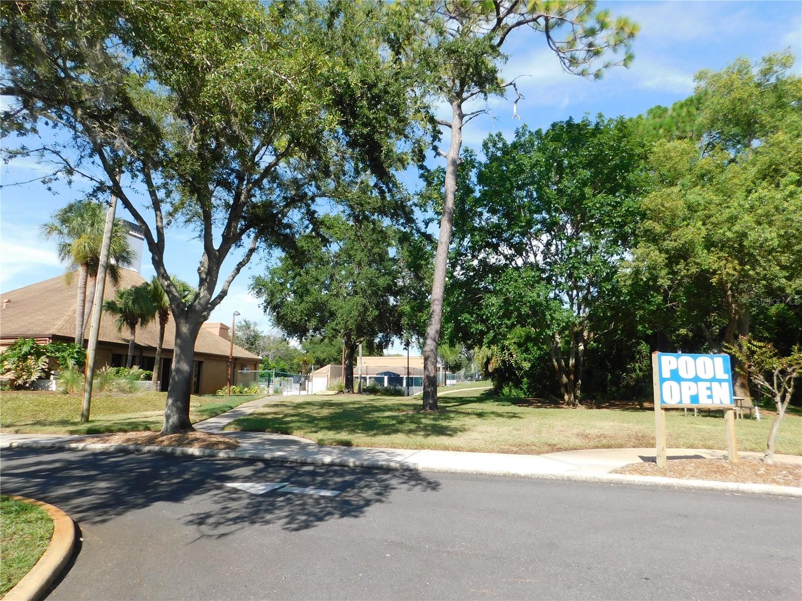 8020 HUNTERS WHIP ROW — photo 23