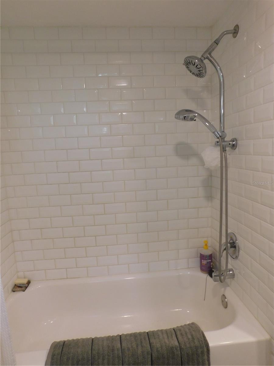 8020 HUNTERS WHIP ROW — photo 16