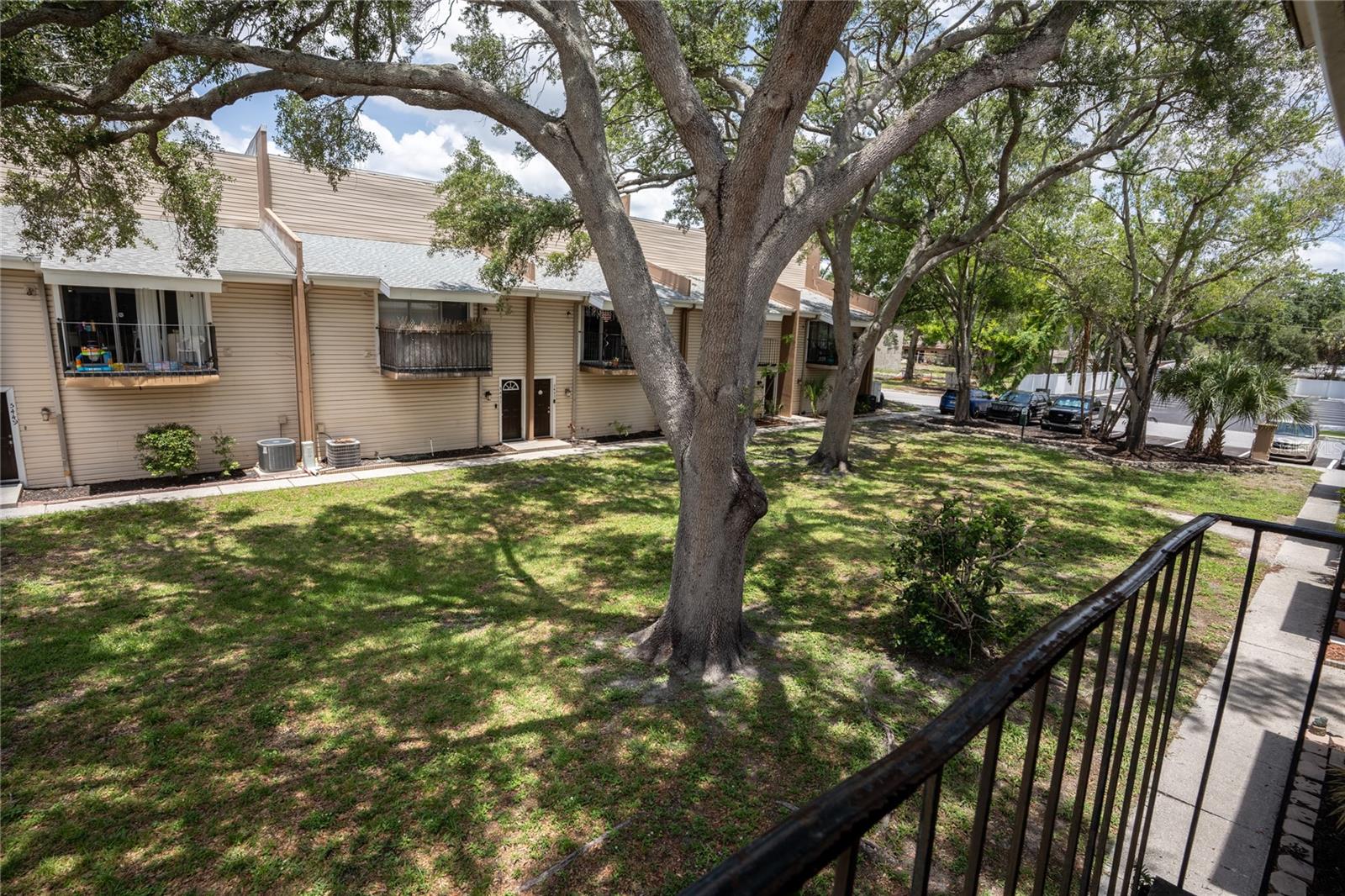 5409 SWEETWATER TERRACE CIR — photo 2