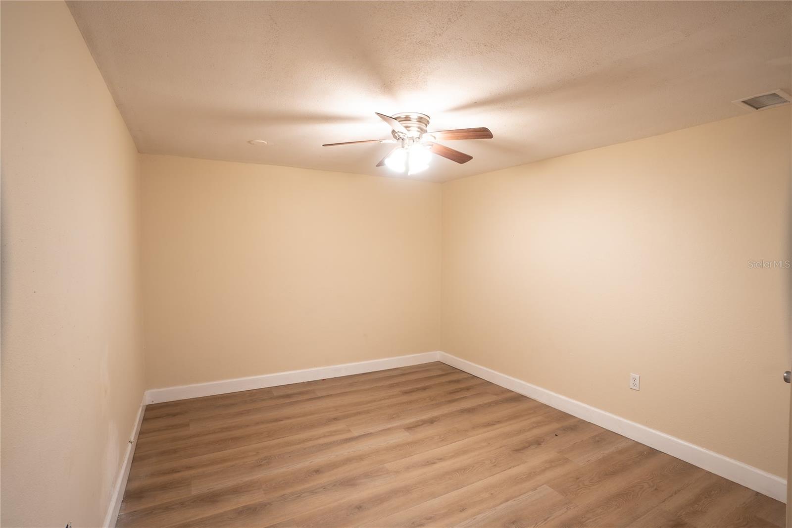 5409 SWEETWATER TERRACE CIR — photo 22