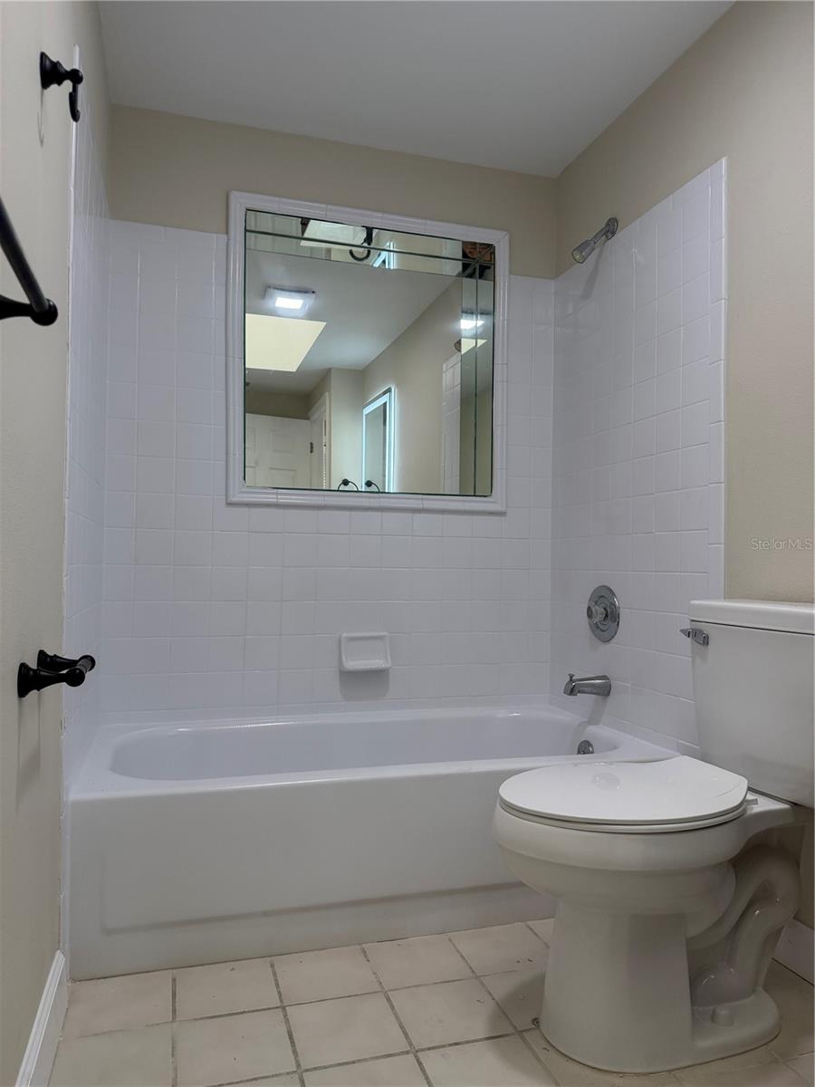 13423 SUSAN DR — photo 21