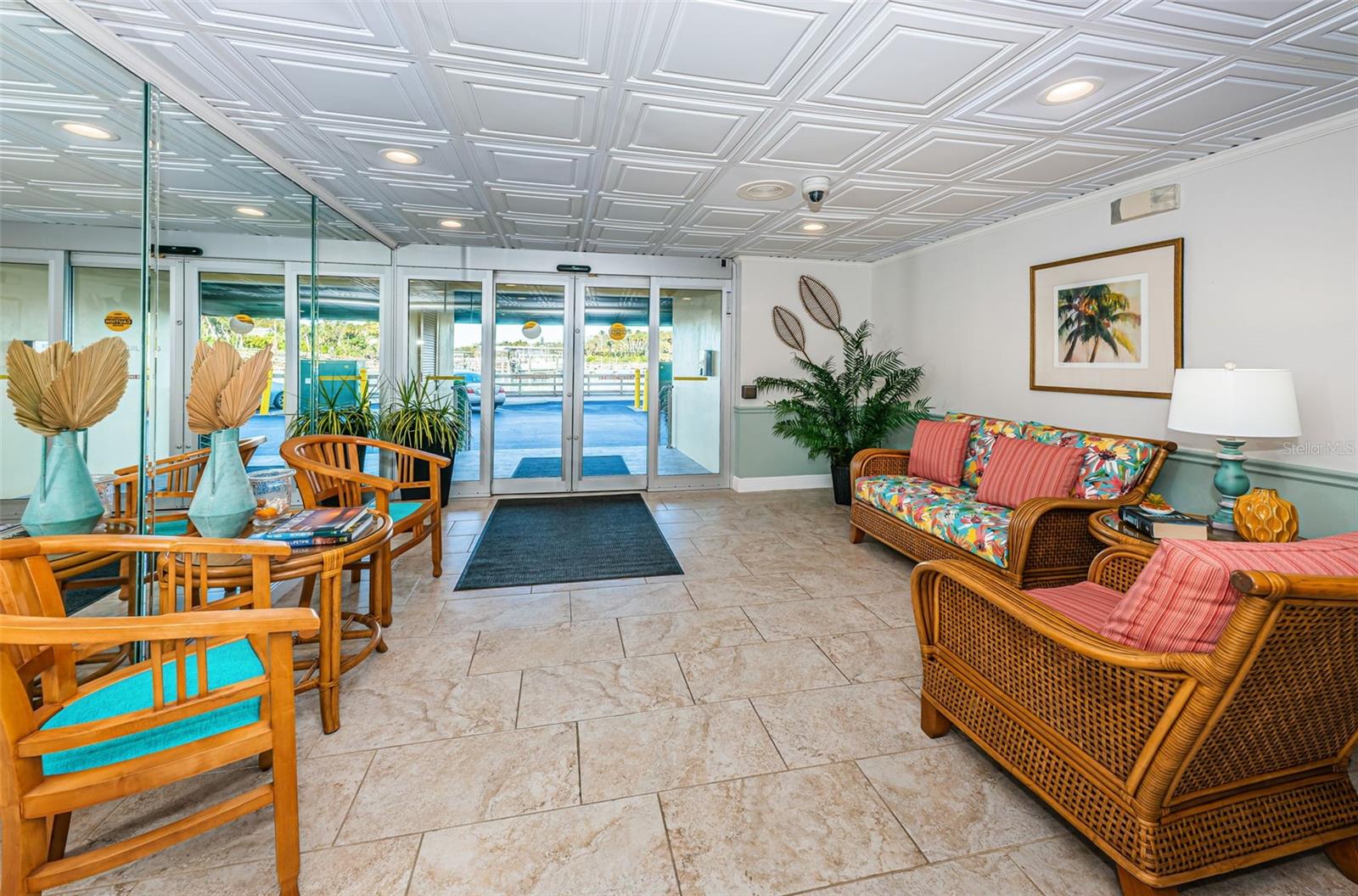 100 BLUFF VIEW DR #211C — photo 60