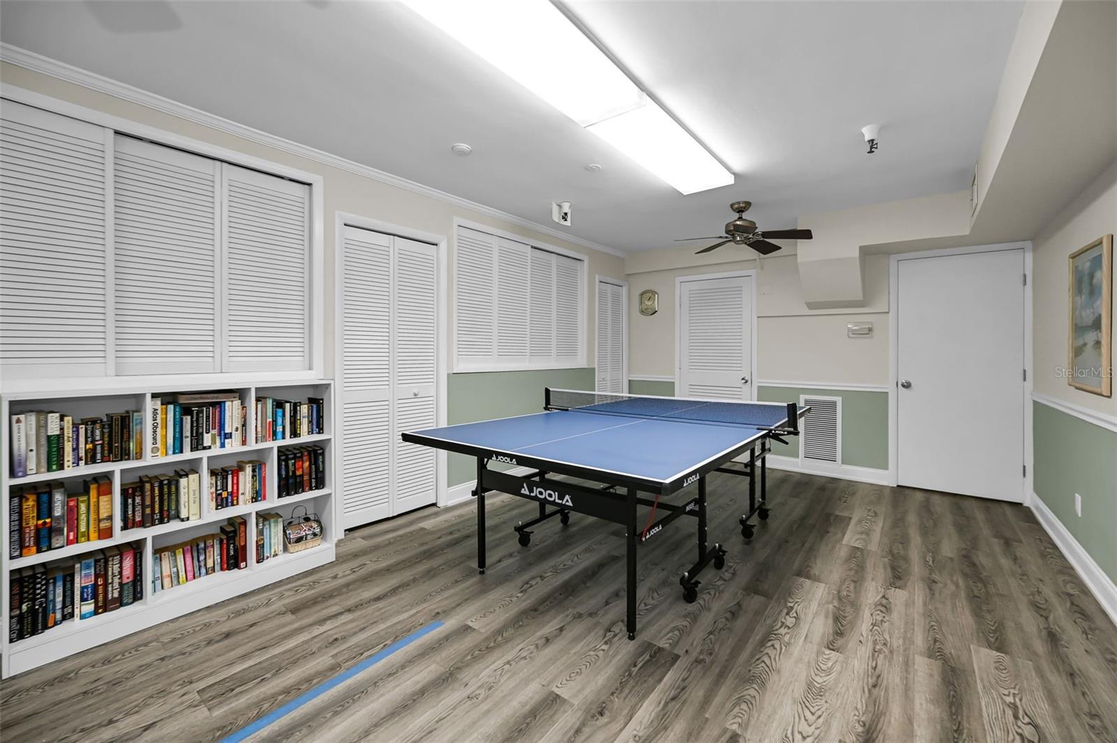 100 BLUFF VIEW DR #211C — photo 40