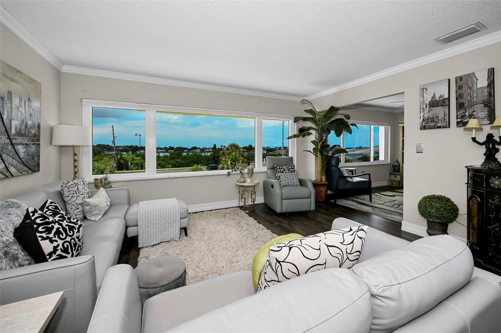 100 BLUFF VIEW DR #211C — photo 5