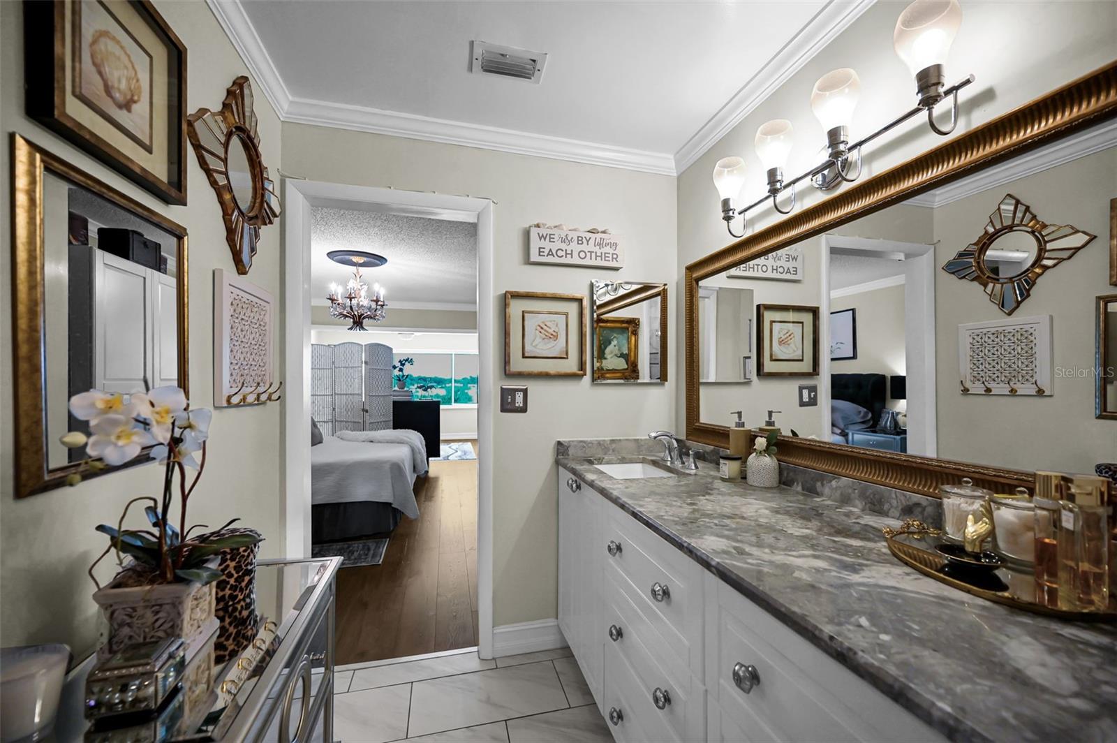 100 BLUFF VIEW DR #211C — photo 36