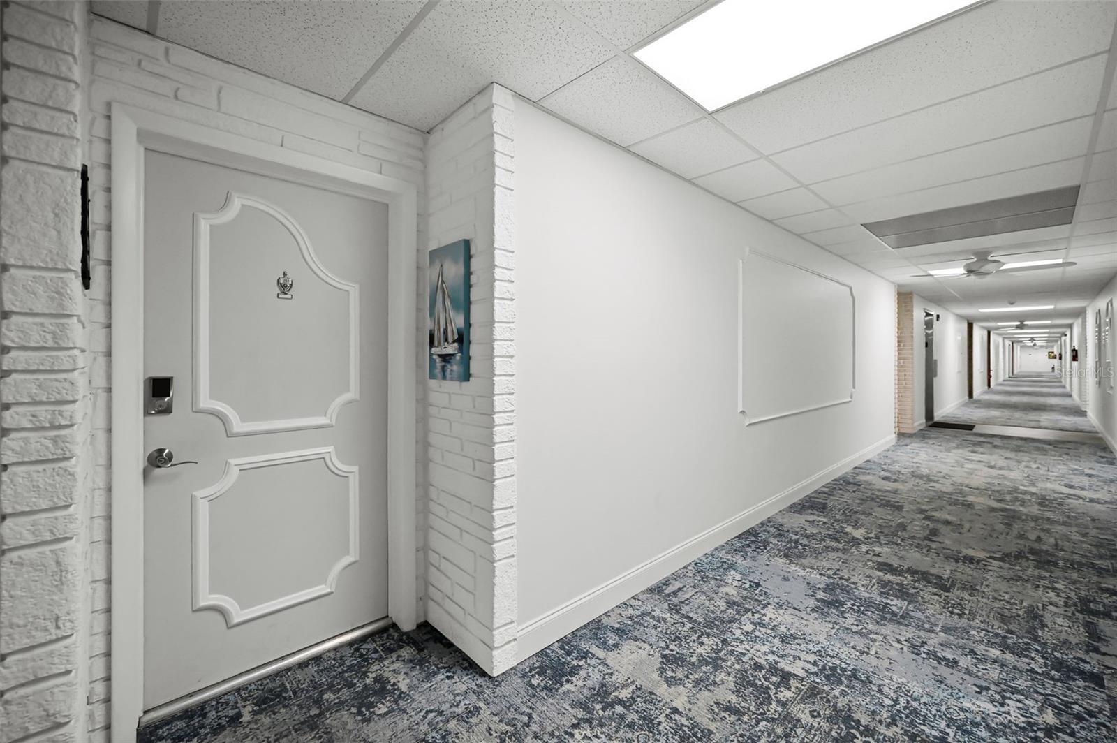 100 BLUFF VIEW DR #211C — photo 4
