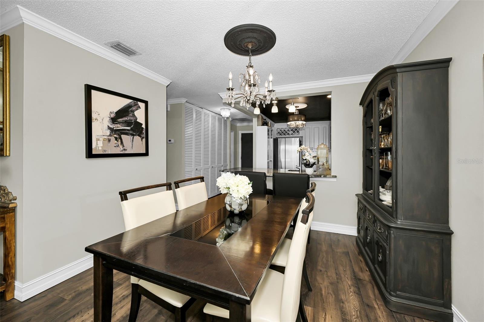 100 BLUFF VIEW DR #211C — photo 18