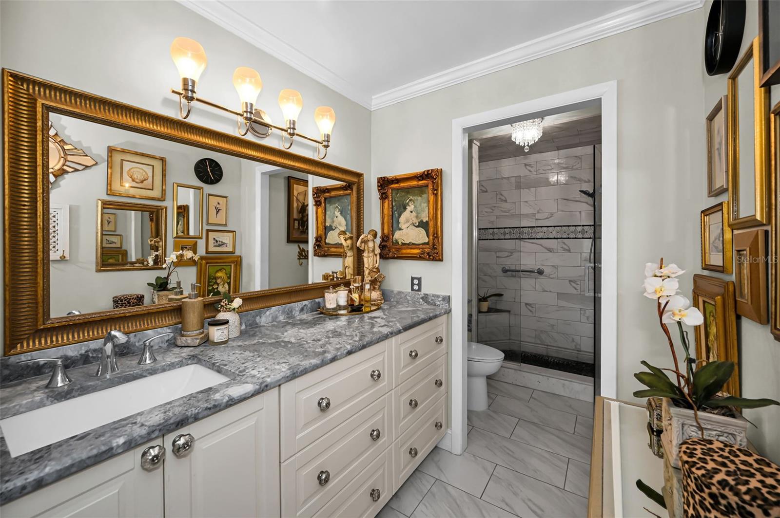 100 BLUFF VIEW DR #211C — photo 33
