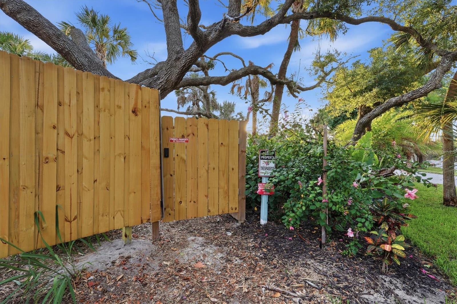 6065 MANASOTA KEY RD — photo 71