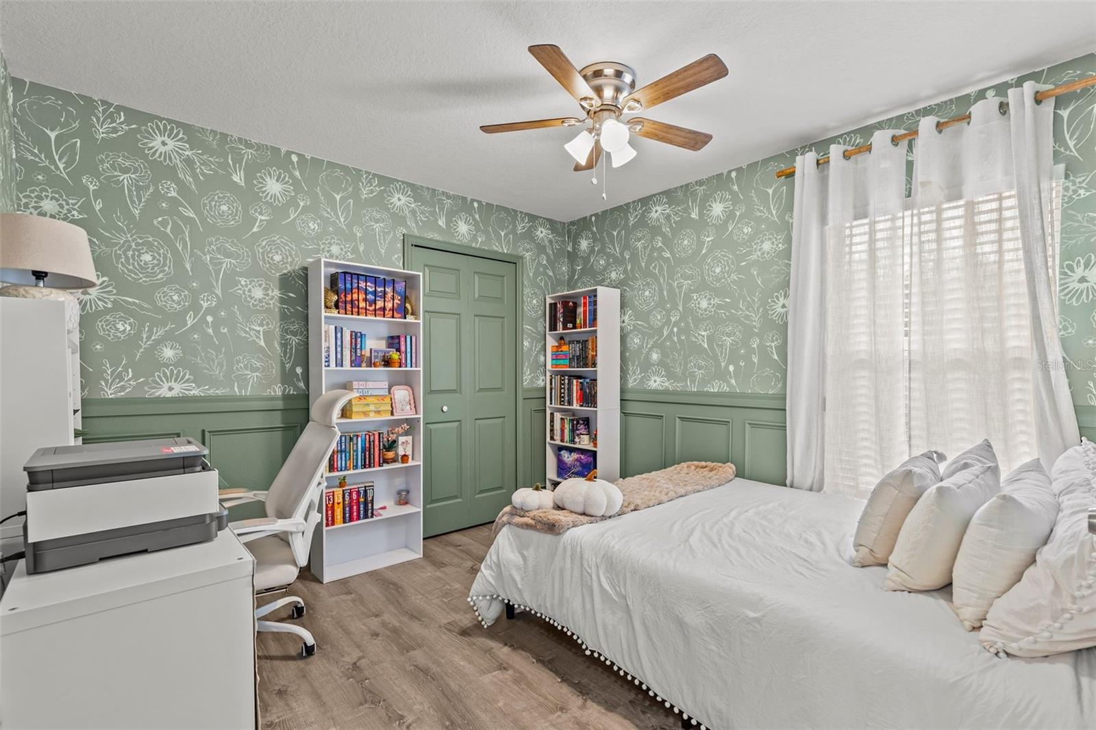 10611 LAKESIDE VISTA DR — photo 17