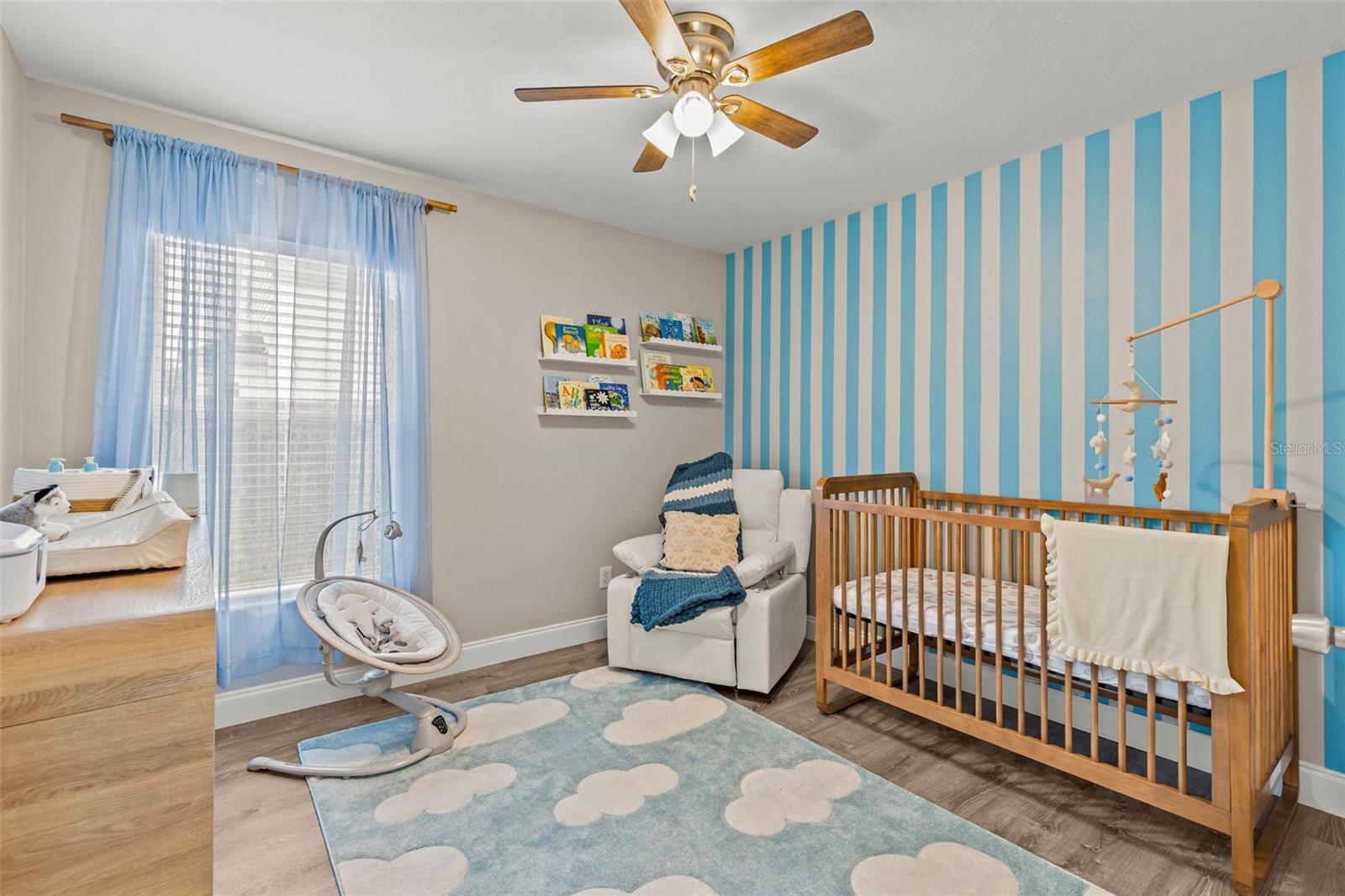 10611 LAKESIDE VISTA DR — photo 15