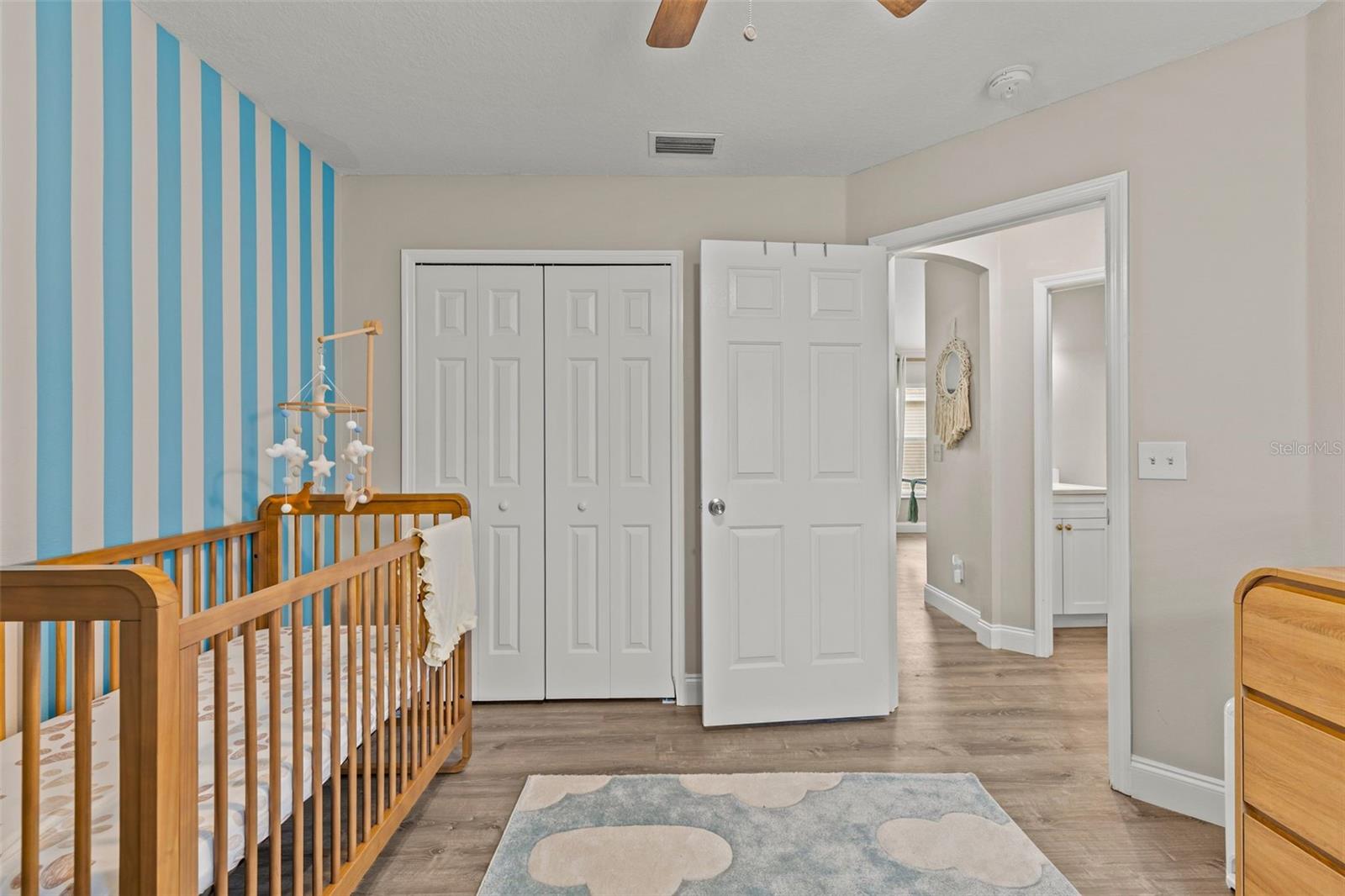 10611 LAKESIDE VISTA DR — photo 16